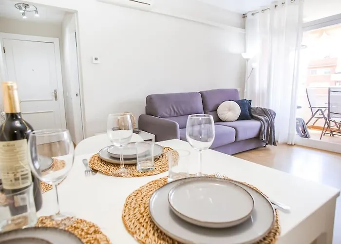 Al46 - Apartamento Moderno Playa Fenals